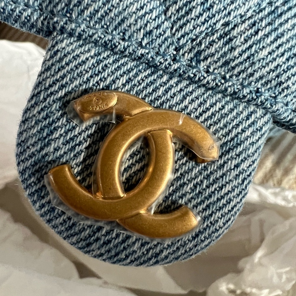 NEW✨ Chanel 25 Hobo Bag Medium Denim - Picture 7 of 14